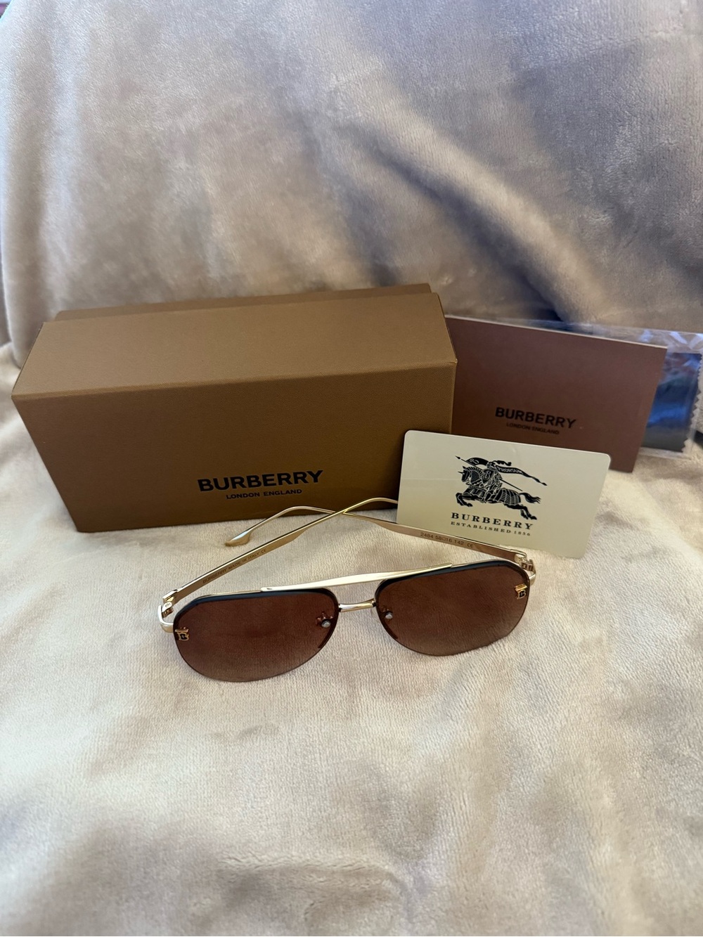 Brown Gradient Aviator Sunglasses